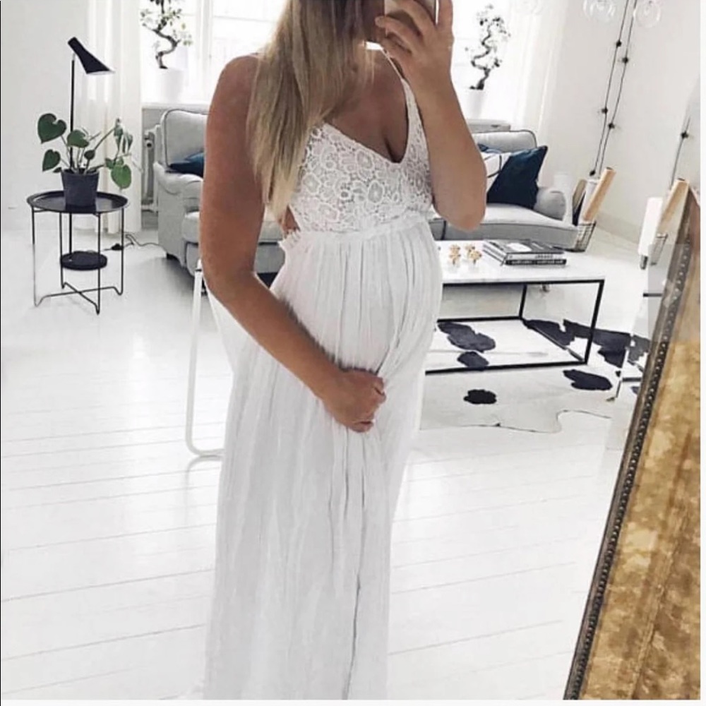 Adorable White Backless Dress